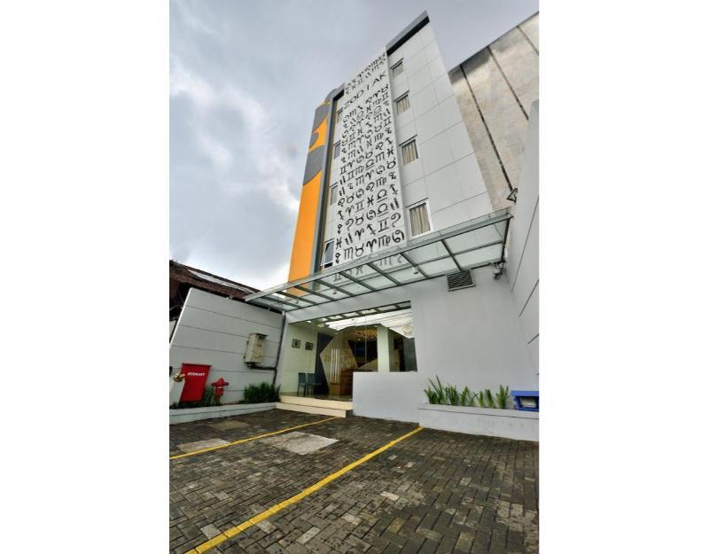 Zodiak Kebon Jati By Kagum Hotels Bandung Exterior foto